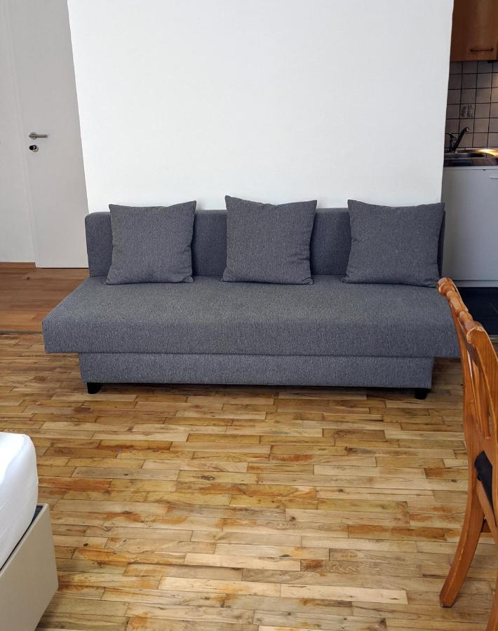 007 Studio Apartment Madrid 30M2 Klagenfurt am Woerthersee Exteriér fotografie